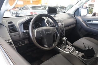Isuzu D-Max vaihtoauto