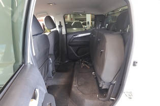 Isuzu D-Max vaihtoauto