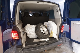 Volkswagen Caravelle vaihtoauto