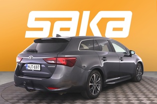 Toyota Avensis vaihtoauto