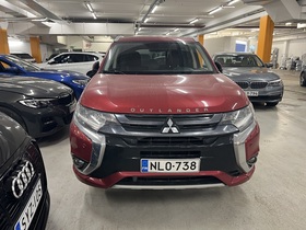 Mitsubishi Outlander PHEV vaihtoauto