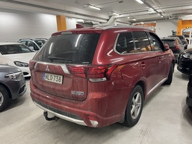 Mitsubishi Outlander PHEV vaihtoauto