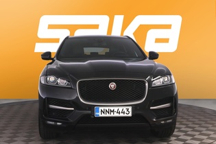 Jaguar F-PACE vaihtoauto