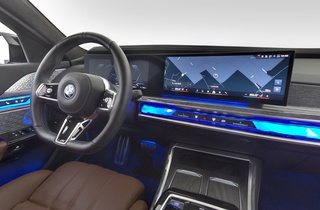 BMW i7 vaihtoauto