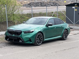 BMW M5 vaihtoauto