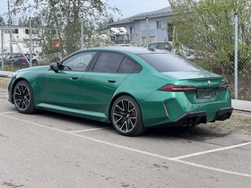 BMW M5 vaihtoauto
