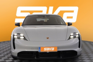 Porsche Taycan vaihtoauto