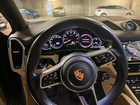 Porsche Cayenne vaihtoauto