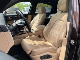 Porsche Cayenne vaihtoauto