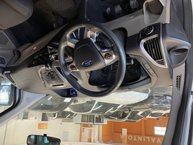 Ford Tourneo Custom vaihtoauto