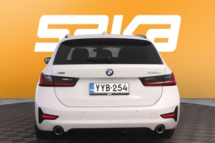 BMW 330 vaihtoauto