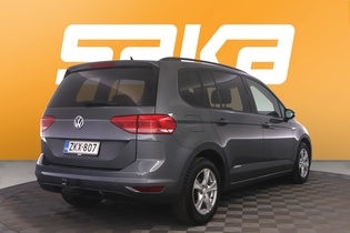 Volkswagen Touran vaihtoauto