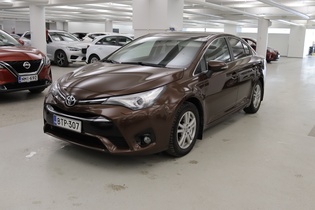 Toyota Avensis vaihtoauto