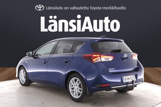 Toyota Auris vaihtoauto