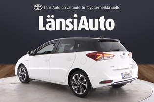 Toyota Auris vaihtoauto