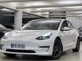Tesla Model 3 vaihtoauto