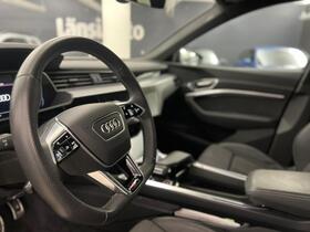 Audi Q8 e-tron vaihtoauto