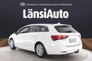 Toyota Avensis vaihtoauto