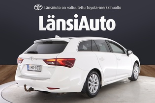 Toyota Avensis vaihtoauto