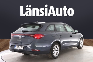 SEAT Leon Sportstourer vaihtoauto