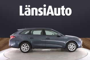 SEAT Leon Sportstourer vaihtoauto