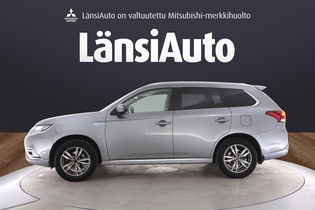 Mitsubishi Outlander PHEV vaihtoauto