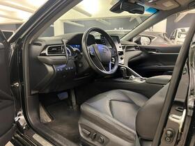 Toyota Camry vaihtoauto