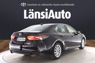 Toyota Camry vaihtoauto