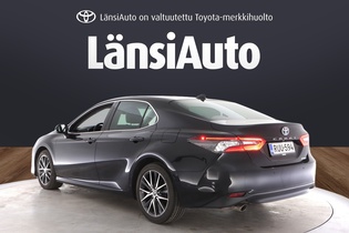 Toyota Camry vaihtoauto