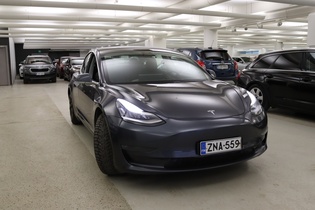 Tesla Model 3 vaihtoauto