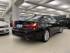 BMW 330 vaihtoauto