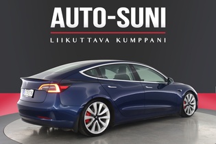 Tesla Model 3 vaihtoauto