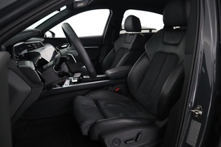 Audi Q8 e-tron vaihtoauto