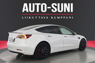 Tesla Model 3 vaihtoauto