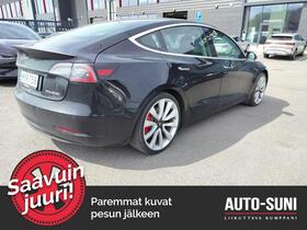 Tesla Model 3 vaihtoauto