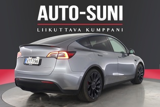 Tesla Model Y vaihtoauto