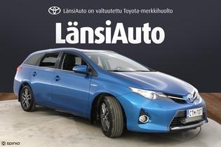 Toyota Auris vaihtoauto