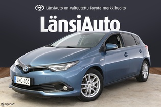 Toyota Auris vaihtoauto