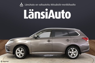 Mitsubishi Outlander PHEV vaihtoauto