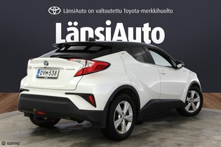 Toyota C-HR vaihtoauto