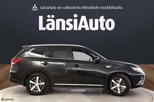 Mitsubishi Outlander PHEV vaihtoauto