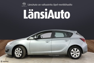Opel Astra vaihtoauto