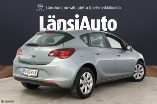 Opel Astra vaihtoauto