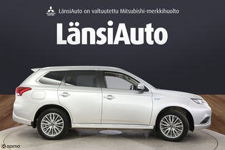 Mitsubishi Outlander PHEV vaihtoauto