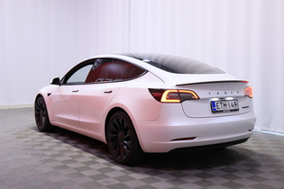 Tesla Model 3 vaihtoauto