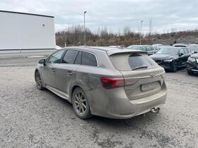 Toyota Avensis vaihtoauto