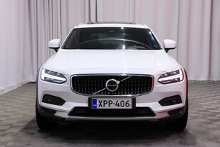 Volvo V90 Cross Country vaihtoauto