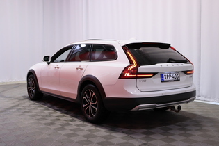 Volvo V90 Cross Country vaihtoauto