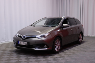 Toyota Auris vaihtoauto