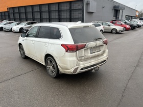Mitsubishi Outlander PHEV vaihtoauto